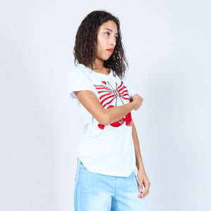 Playful cherry and bow graphic t-shirt in white