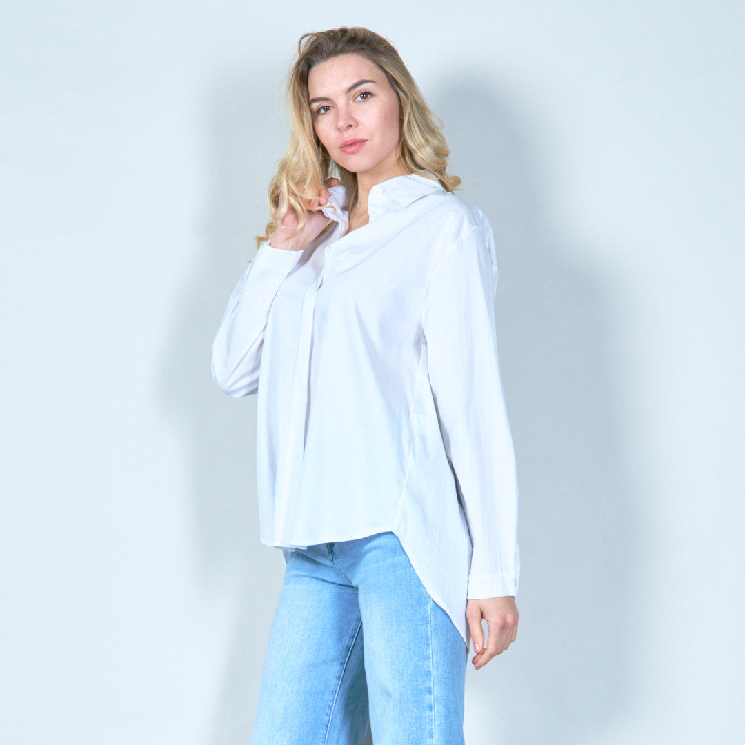 Lightweight collared long-sleeve shirt in white