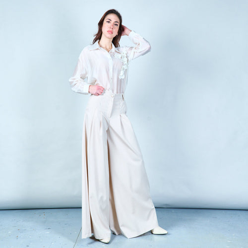 Pleated wide-leg trousers in Beige