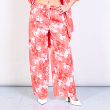 Load image into Gallery viewer, Relaxed floral print shirt and trouser set