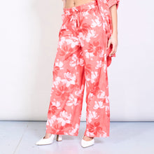 Load image into Gallery viewer, Relaxed floral print shirt and trouser set