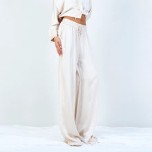 Load image into Gallery viewer, Frayed wide-leg trousers with drawstring in beige