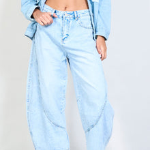 Load image into Gallery viewer, Vintage washed denim jeans with panel details